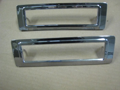 68 Shelby 1/4 panel side marker bezel (non-KR)